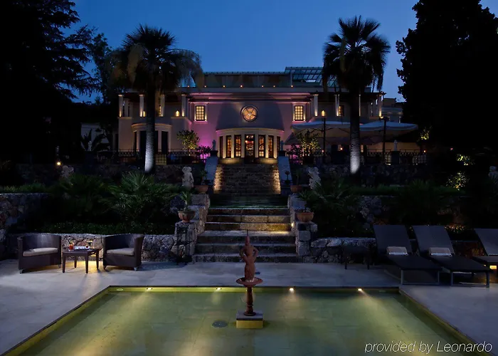 The Ashbee Hotel